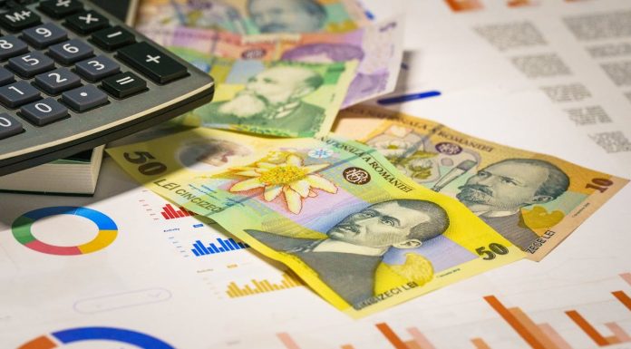 ULTIMA ORĂ Cursul trece de 5,27 lei/euro pe piața interbancară