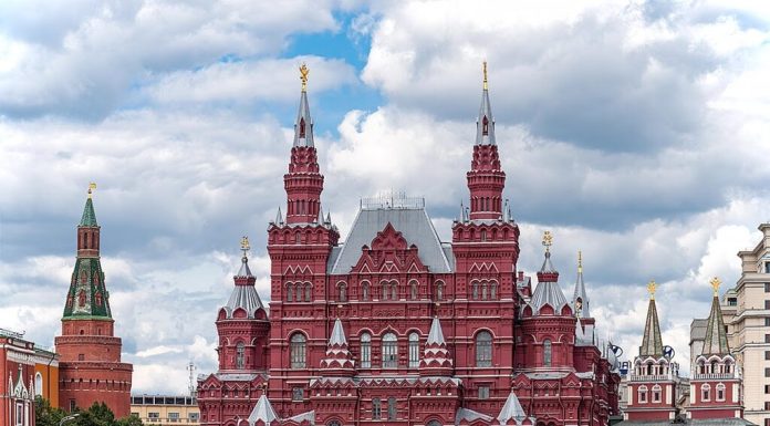 Scut antiaerian în jurul Moscovei înainte de parada din 9 mai