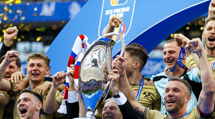 La 40 de ani, Lukas Podolski a câştigat Cupa Poloniei cu echipa Gornik Zabrze