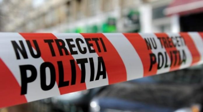 Femeie găsită moartă într-un apartament din Iași. Anchetă după ce s-a descoperit că victima avea plăgi înjunghiate