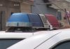Și-a pus câinele să atace polițiștii și a fugit. Un prahovean, cercetat pentru ultraj şi încălcarea ordinului de protecție