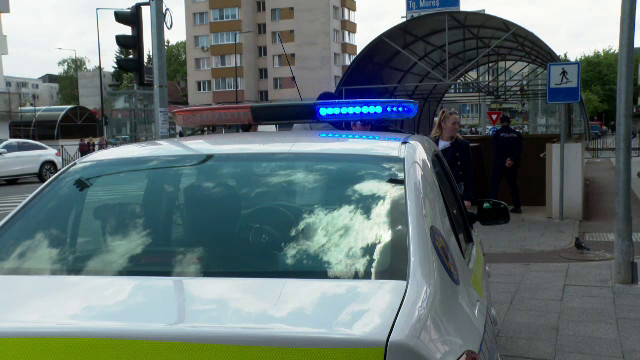 Scările rulante dintr-un pasaj din Bistrița au făcut o nouă victimă. O femeie de 80 de ani a ajuns la spital după o căzătură