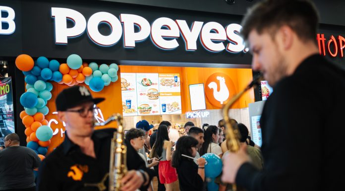 FOTO Popeyes a deschis primul restaurant din Târgu Mureș