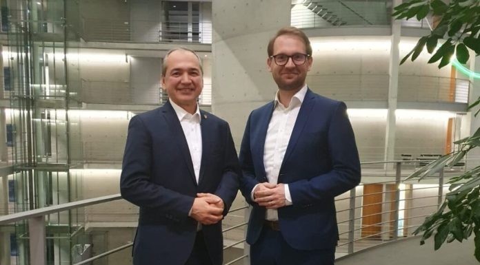 Un român a câștigat al doilea mandat de primar în Germania. El l-a învins pe candidatul extremei drepte