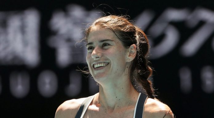 Victorie pentru Sorana Cîrstea. Sportiva română s-a calificat în sferturi la Roland Garros