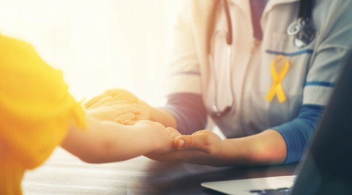 Aproape 50% dintre cazurile de cancer care pot fi prevenite sunt legate de doar două obiceiuri de viață