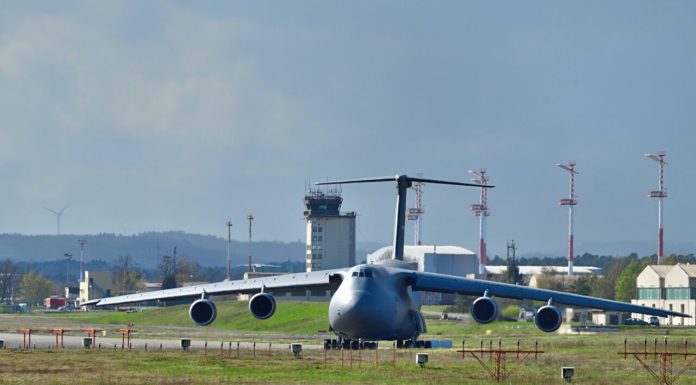 Primarul din Ramstein, unde sunt găzduite Forţele Aeriene Americane în Europa, avertizează asupra consecinţelor retragerii trupelor SUA din Germania