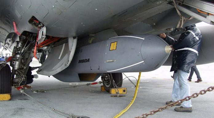 Atac ucrainean masiv cu drone și rachete Storm Shadow în Crimea. Baze militare, blocuri și infrastructură strategice din Sevastopol, lovite