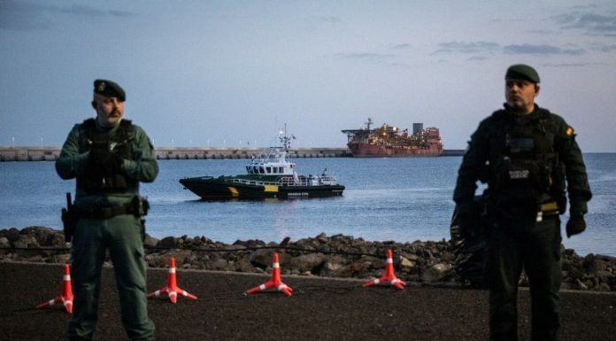 Nava de croazieră afectată de focarul de hantavirus a ajuns în Tenerife. Pasagerii sunt considerați contacte cu risc ridicat