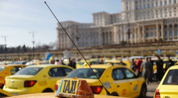 Taxi cartel pe Otopeni. Consiliul Concurenței a amendat COTAR și 18 companii care s-au asociat ca să elimine de pe piață un operator de transport