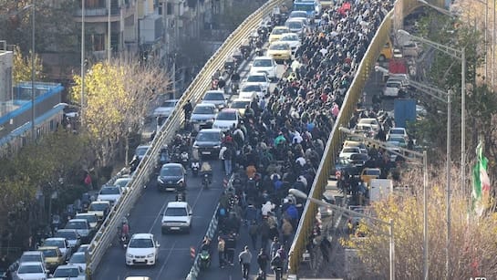Acuzat de „război împotriva lui Dumnezeu”. Iranul continuă execuțiile