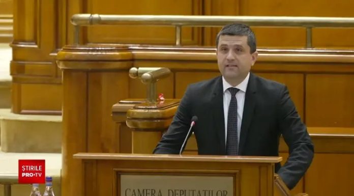 Radu Miruţă, despre şeful Romarm: În timp ce era director la Romarm, era angajat la ARICE. O situaţie ilegală