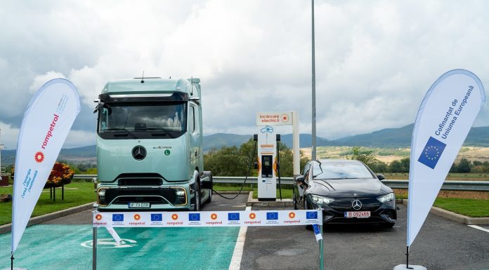 Rompetrol face stații de încărcare mașini electrice cu bani și de la UE