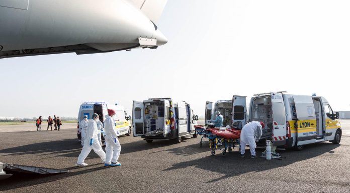 Hantavirus – Unul dintre cei cinci francezi repatriaţi duminică de pe nava Hondius prezintă simptome