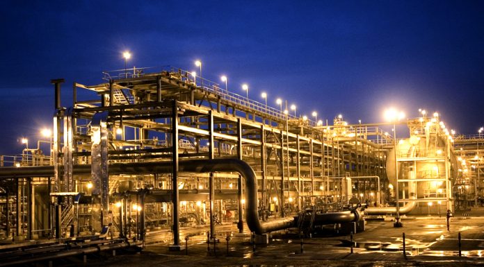 Pe fondul conflictului din Orientul Mijlociu și al blocajului din Strâmtoarea Ormuz, profitul Saudi Aramco a crescut cu 26% în primul trimestru