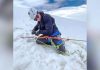 Momentul intervenției din Munții Bucegi, după avalanșa în care a murit un schior de 35 de ani. Filmul tragediei