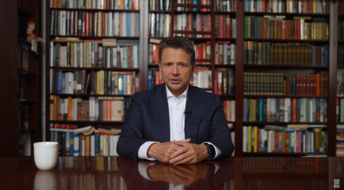 Polonia a înregistrat prima căsătorie între persoane de același sex