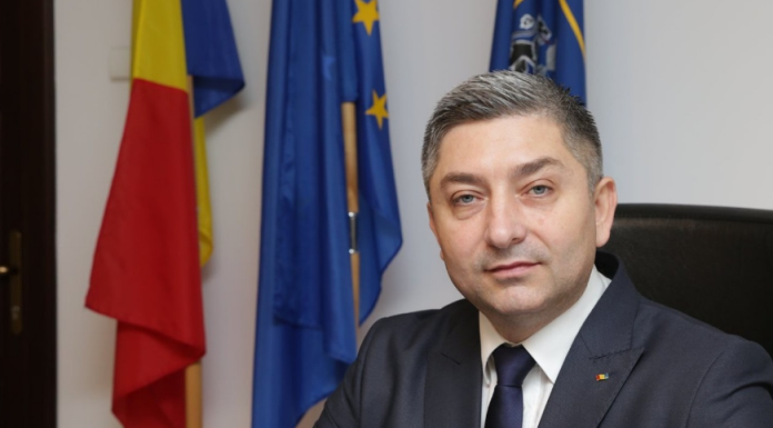 Alin Tișe scrie pamflete despre „democrația inversă” din PNL: „pleacă votanții și rămân numiții”