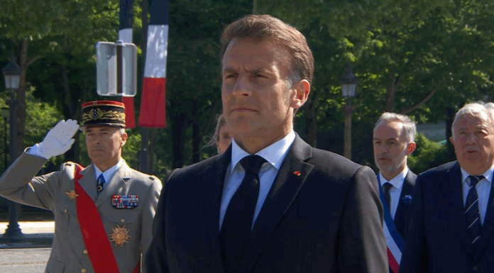 Ziua Victoriei, sărbătorită la Paris. Cum a arătat ceremonia de pe Champs-Élysées, probabil ultima prezidată de Emmanuel Macron