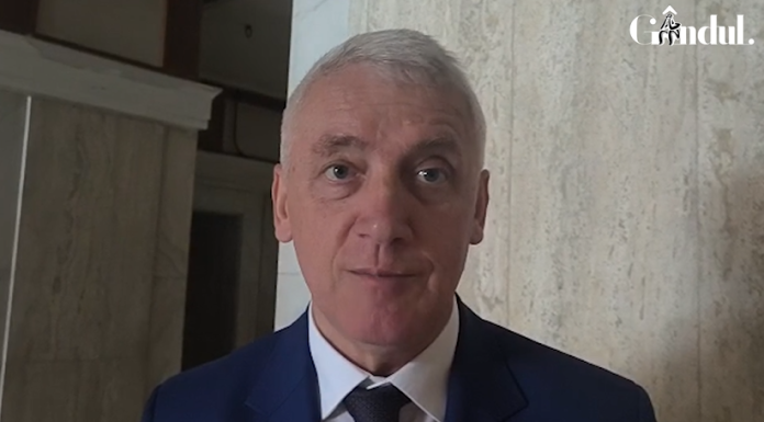 Alegerile anticipace revin cu obstinaţie în atenția politicienilor