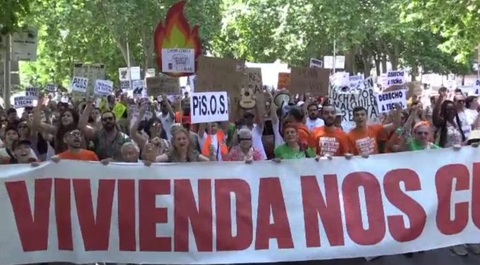 „Vrem vecini, nu turiști”. Mii de spanioli au cerut guvernului măsuri pentru acces mai facil la locuințe
