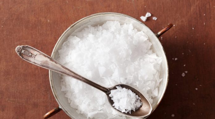 Ce se întâmplă în corpul tău când consumi prea multă sare. Beneficiile din sarea de Himalaya