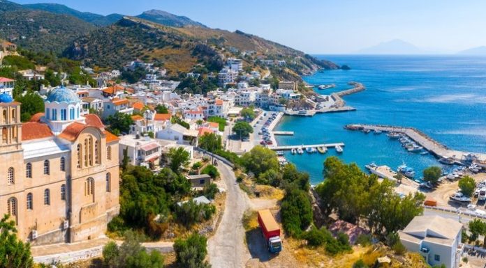 Ikaria, insula grecească a longevității. Care este secretul vieții fără stres al localnicilor