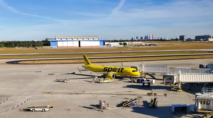 O companie aeriană și-a anulat toate zborurile şi intră în faliment. 17.000 de angajați vor rămâne fără loc de muncă