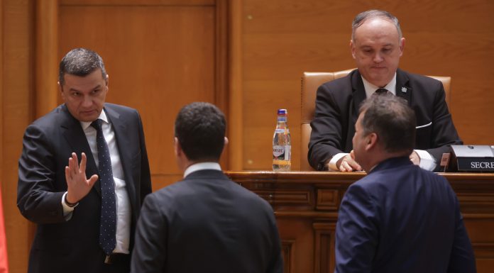 PSD și AUR nu se așteaptă la trădări înaintea votului moțiunii, dar numărul răzvrătiților este în creștere. „Îmi e silă”