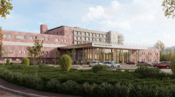 „Să nu mai fii singur pe holuri reci” / Promisiunea făcută la semnarea contractului pentru Spitalul Regional de Urgență Cluj