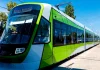 Accident între un autobuz STB și un tramvai în București. Un pasager a fost rănit