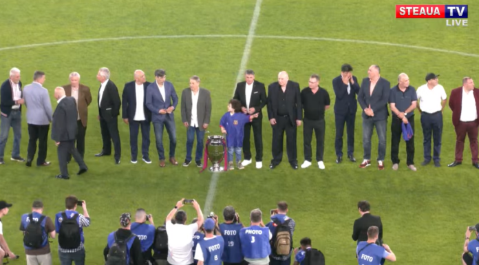 Steaua a fost învinsă de Sepsi, scor 2-0, în play-off-ul Ligii 2. La final, tot stadionul i-a omagiat pe “eroii de la Sevilla” – VIDEO