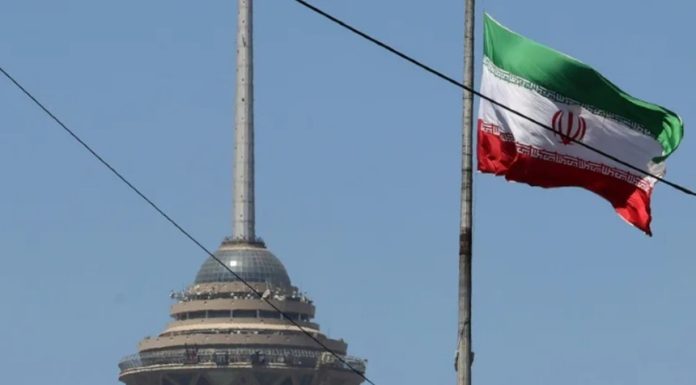 SUA atacă Iranul în pofida armistiţiului şi unor progrese în negocieri