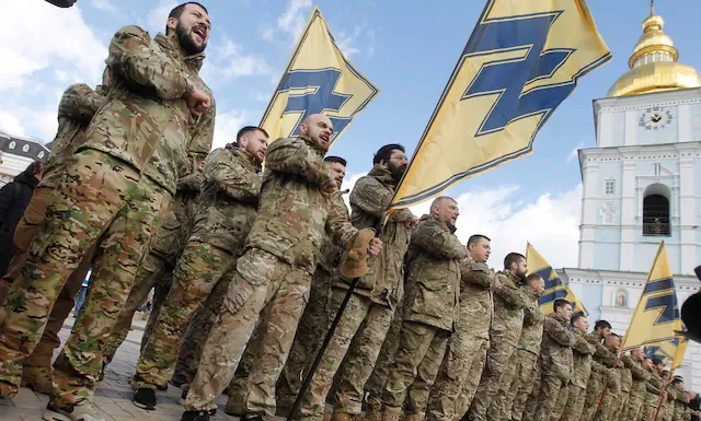 Regimentul ucrainean Azov revine la Mariupol și promite lovituri și mai dure împotriva rușilor