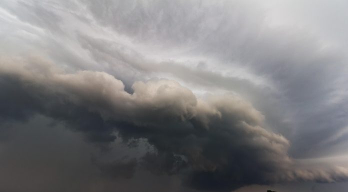 ANUNȚ Noi avertizări de ploi torențiale și vânt puternic. HARTA zonelor vizate