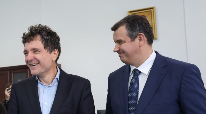 Cine este Eugen Tomac, politicianul vehiculat că ar putea fi propus premier de președintele Nicușor Dan
