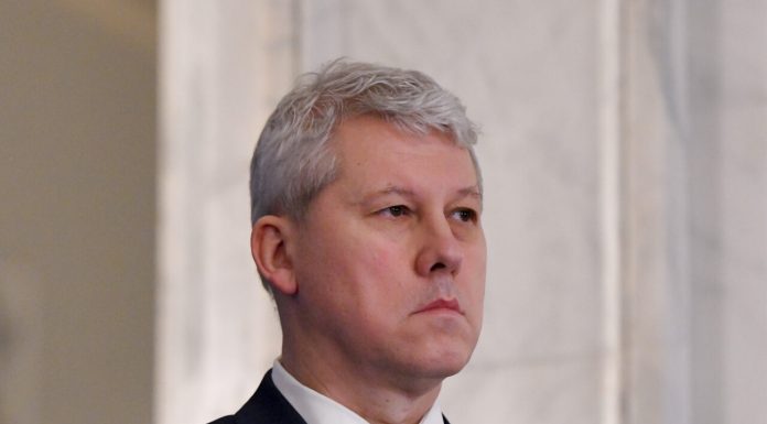 Cătălin Predoiu respinge discuțiile despre funcția de premier și face apel ca PNL să nu „abandoneze” guvernarea