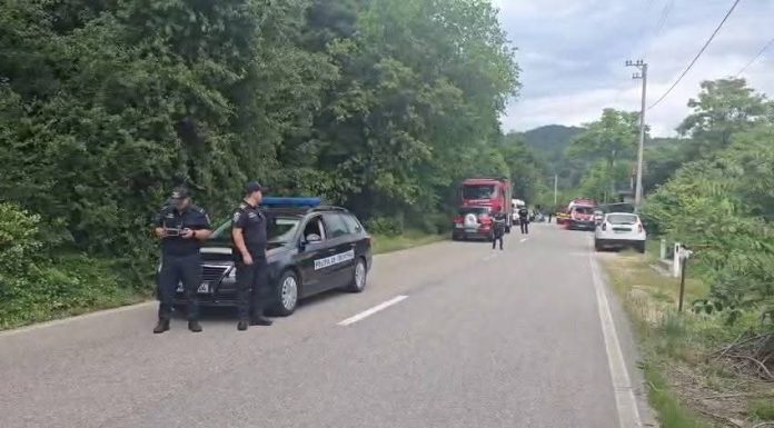 Tragedie la o pensiune din Dubova. Un elev, care sărbătorea terminarea liceului, a murit înecat. Ce a făcut cu doar câteva momente înainte