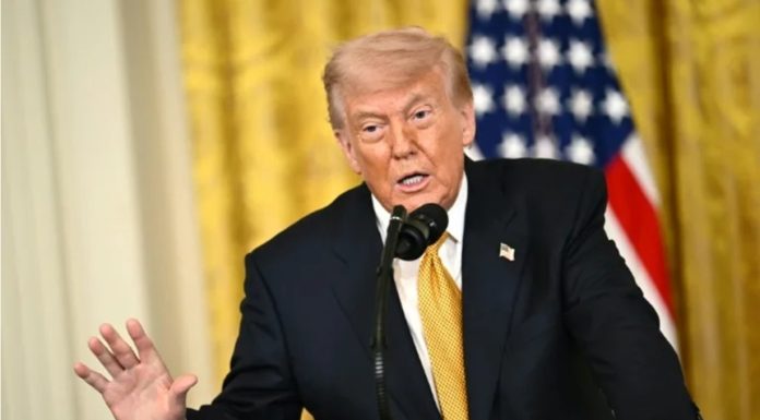 Rubio şi Papa american joacă cartea concilierii