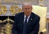 Trump glumeşte că SUA vor „prelua” Cuba, posibil în drumul de întoarcere din războiul din Iran