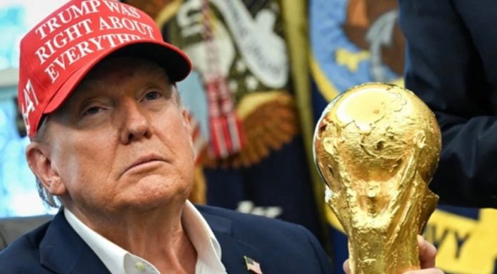 ”Nu voi plăti atâta, ca să fiu cinstit”, declară Trump despre preţul biletelor la Mondialul 2026, pe care-l consideră exorbitant. Cel mai ieftin loc este afişat la 1.940 de dolari (1.650 euro) pe site-ul de vânzări al FIFA şi la 1.150 de dolari (980 euro