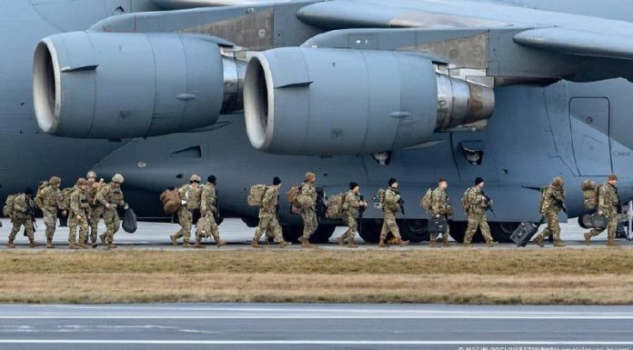 POLITICO: Confuziile pe tema trupelor americane din Polonia se datorează, în parte, comunicării defectuoase a SUA, atrage atenţia ambasadorul SUA la Varşovia într-o telegramă diplomatică