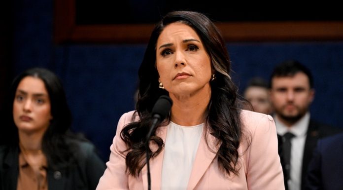 Directoarea serviciului american de informaţii, Tulsi Gabbard, demisionează