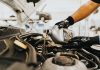 Criză de ulei sintetic auto. Service-urile, avertizate să-și facă stocuri