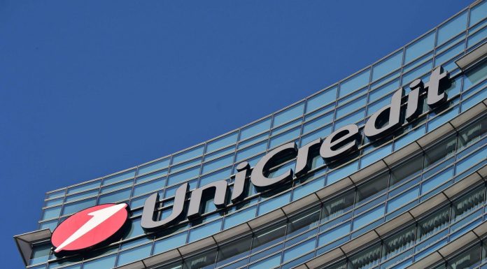 Mașinăria SRT a UniCredit pompează tranzacții în Germania și Spania