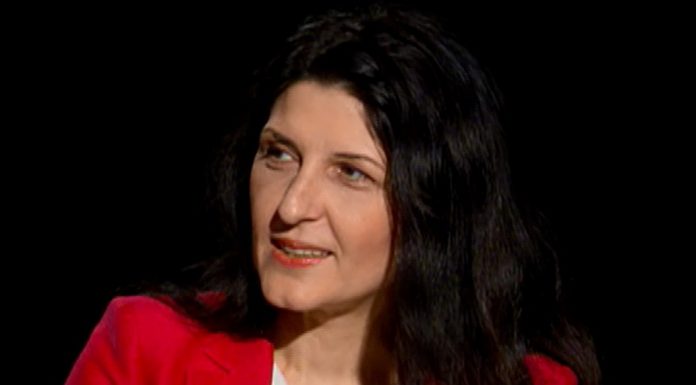Ramona Ivan, Director Direcția Relații cu Instituțiile Naționale și Internaționale CEC Bank, vine la Maratonul Fondurilor Europene