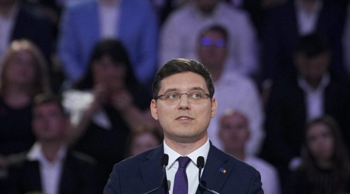 Victor Negrescu: „PSD nu va face niciodată guvern cu AUR”. Cum ar trebui construită noua formulă de guvernare