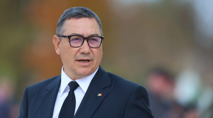 Victor Ponta: „Să mărești taxele și să nu plătești contractorii ca să reduci deficitul nu este deloc o reformă, ci o sufocare a economiei”