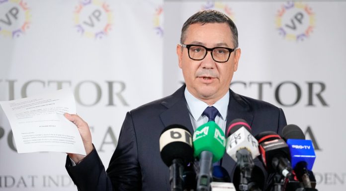 Victor Ponta: „Trebuie cât mai repede să avem un guvern care să țină cu România, nu cu străinii cum sunt URS-iștii de acum”
