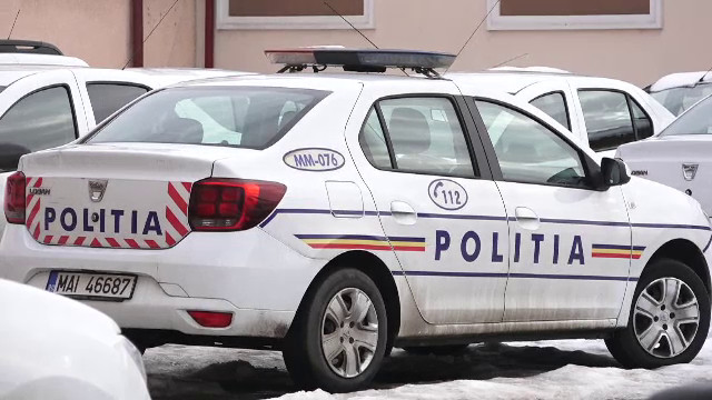 Un bărbat din Arad şi-a ars iubita pe picioare cu fierul de călcat. S-ar fi drogat şi ar fi bătut-o cu bastonul telescopic